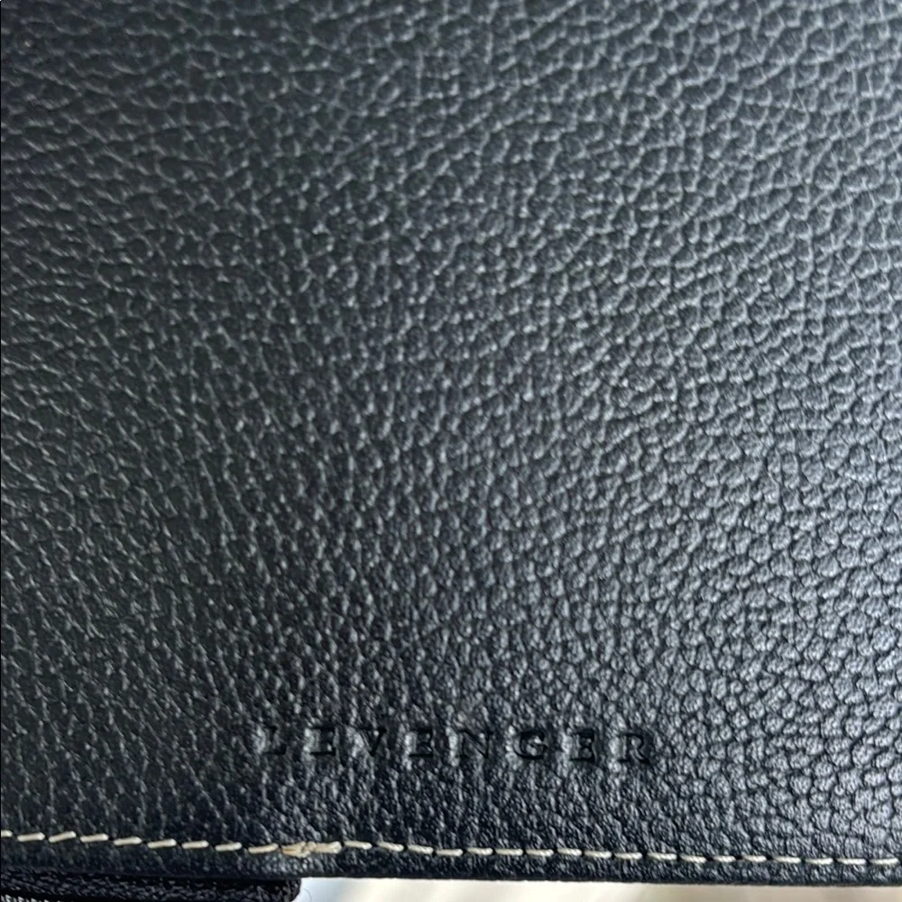 NWT! Levenger Black Leather Wallet